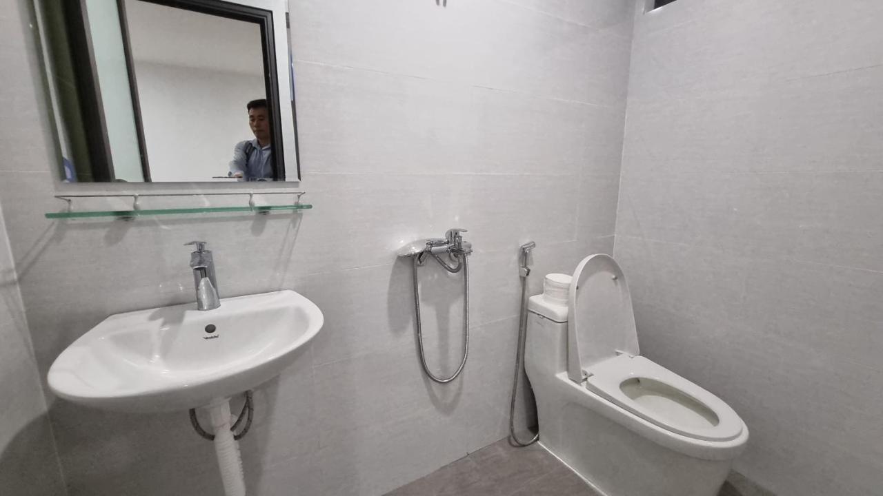 Era Apartment Khuc Thua Du Hanoi Exterior foto